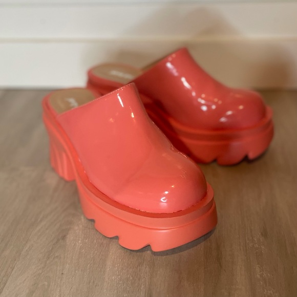SOLD Nasty Gal bright salmon platform clogs - Picture 11 of 15